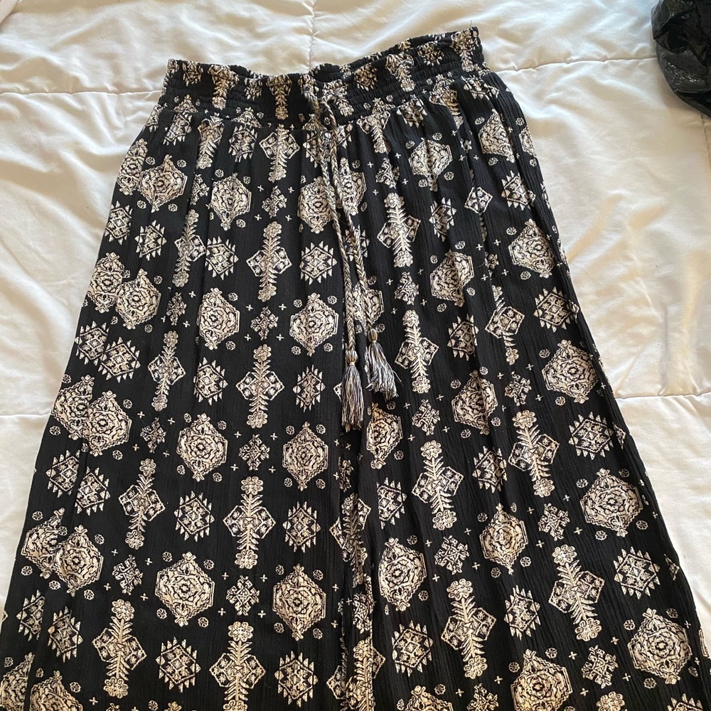 YA Flowy Pants